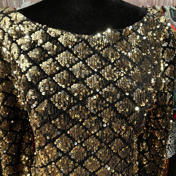 FATE sequins crop top - Picture 2 of 5